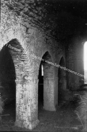 CHAPTER HOUSE DIVIDING ARCADE FROM DOORWAY